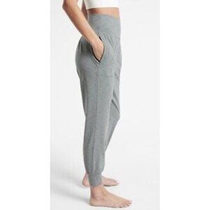 ATHLETA Salutation Jogger in Gray Heather Lounge Travel Comfort - Size S
